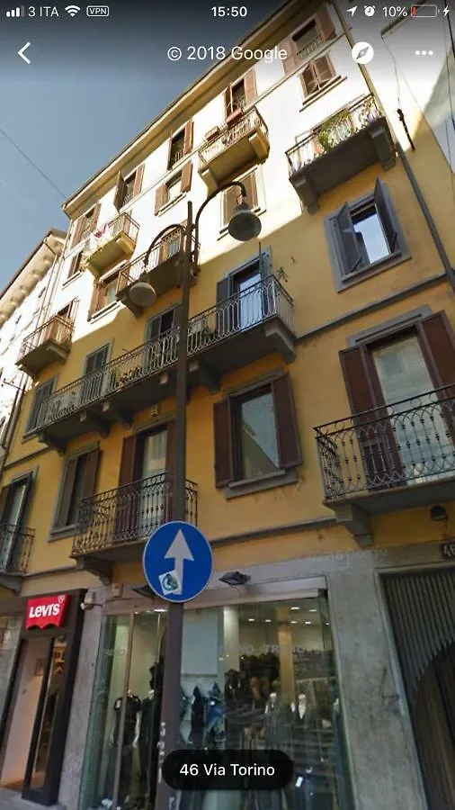 Apartment Eva E Diabolik Room Design Centro Milano